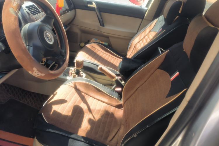 Used Volkswagen Polo 2011 Jingqu 1.4L Manual Shishang Edition Left Front Seat