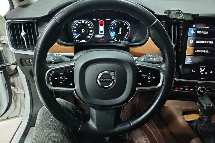 Used Volvo S90 2020 T5 Zhiyi Luxury Edition Steering Wheel