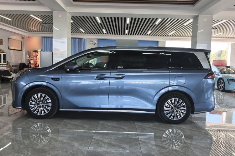 Used BYD Xia 2025 DM-i 1.5T 180km Beyond Edition
