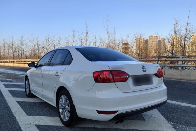 Used Volkswagen Sagitar 2014 Revised Version 1.4TSI Automatic Luxury Edition
