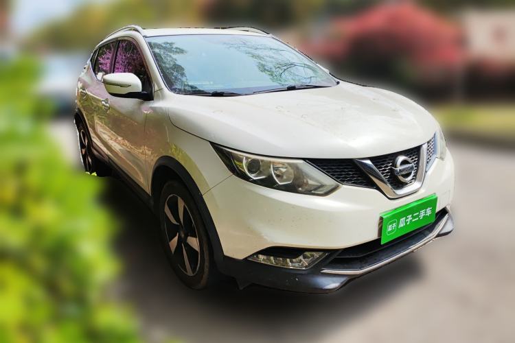 Used Nissan Qashqai 2017 2.0L CVT Smart Enjoyment Version China V Standard Front Right 45 Deg