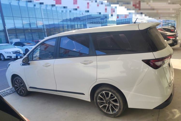 Used Wuling Jiachen 2022 1.5L Manual Enjoyment Elite Model
