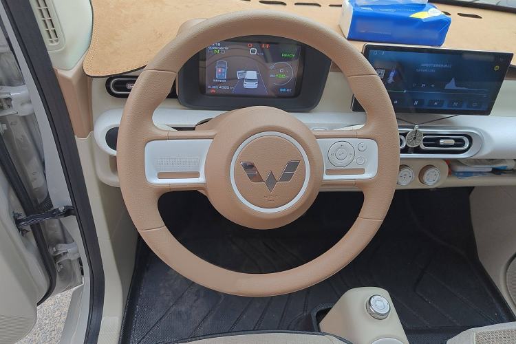 Used Wuling Hongguang MINIEV 2024 3rd Generation 215km Youth Edition
