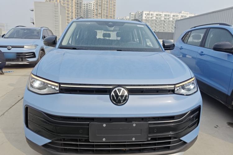 Used Volkswagen Tharu 2025 NewRui 300TSI Prestige Edition