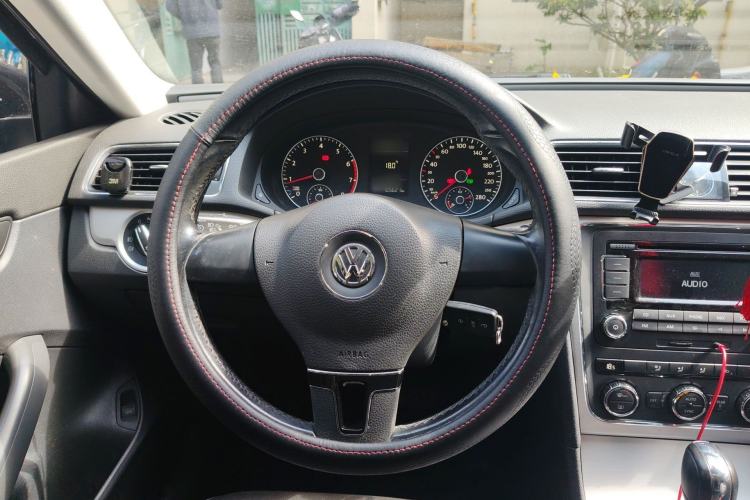 Used Volkswagen Passat 2011 1.8TSI Automatic Prestige Edition
