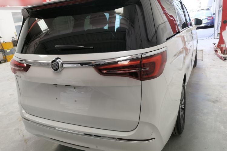 Used Buick GL8 2020 ES Land Cruiser 653T Flagship Model Rear Right 45 Deg