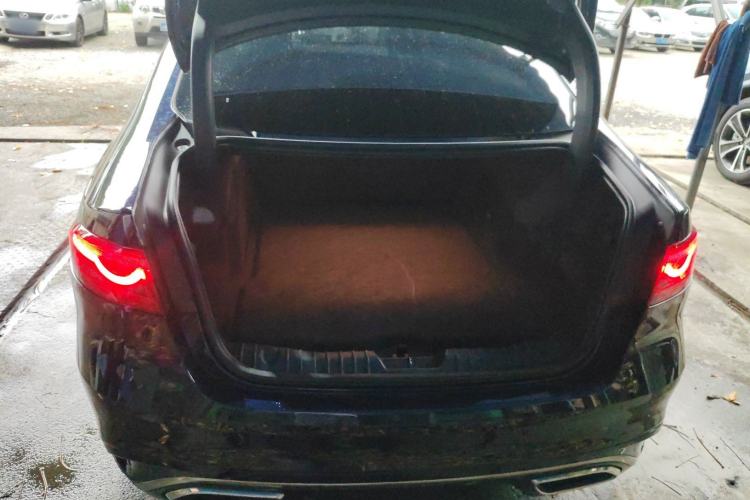 Used Jaguar XFL 2021 XFL 2.0T P200 Two-Wheel-Drive Elite Luxury Edition Trunk