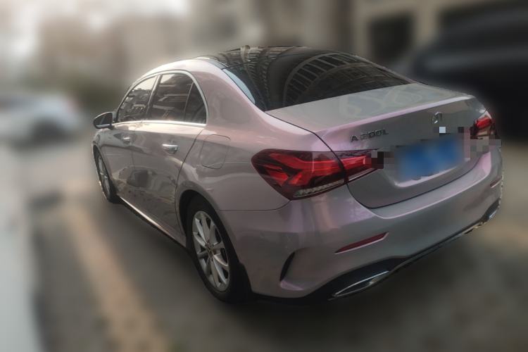 Used Mercedes-Benz A-Class 2021 A 200 L Sport Sedan Fashion Model
