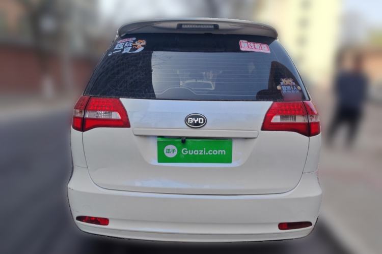 Used BYD M6 2013 2.0L Manual Comfort Edition Rear