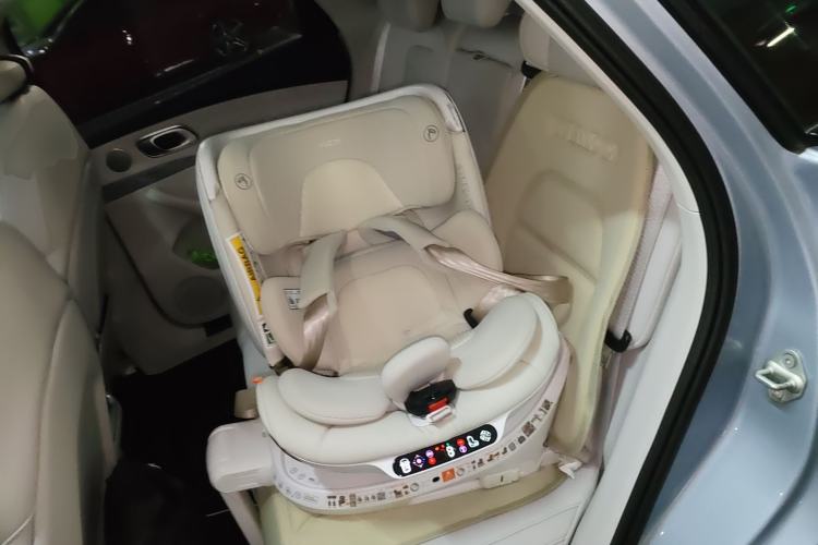 Used NETA L 2024 Extended-Range 310 Flash-Charge Red Edition