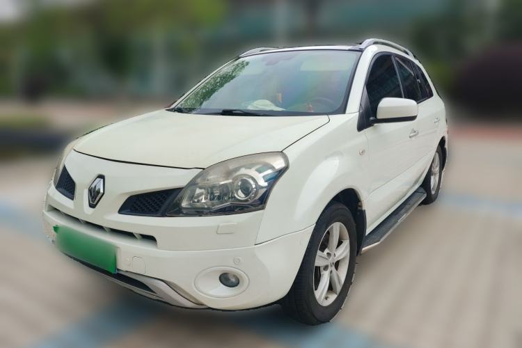 Used Renault Koleos 2010 2.5L Two-Wheel-Drive Luxury Version