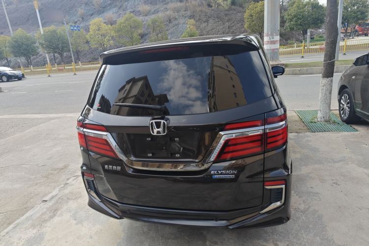Used Honda Elysion 2019 2.0L Hybrid Luxury Edition
