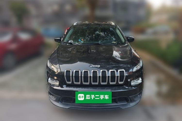 Used Jeep Cherokee 2016 2.0L Superior Edition