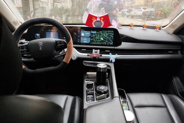 Used Bestune B70 2025 Dragon Edition 1.5T Comfort Model Center Console