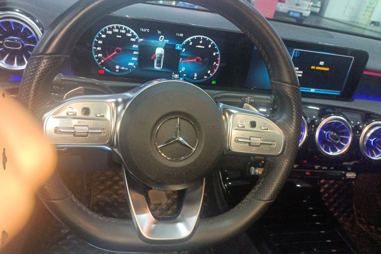 Used Mercedes-Benz A-Class 2022 Restyled A 200 L Sport Sedan Fashion Version
