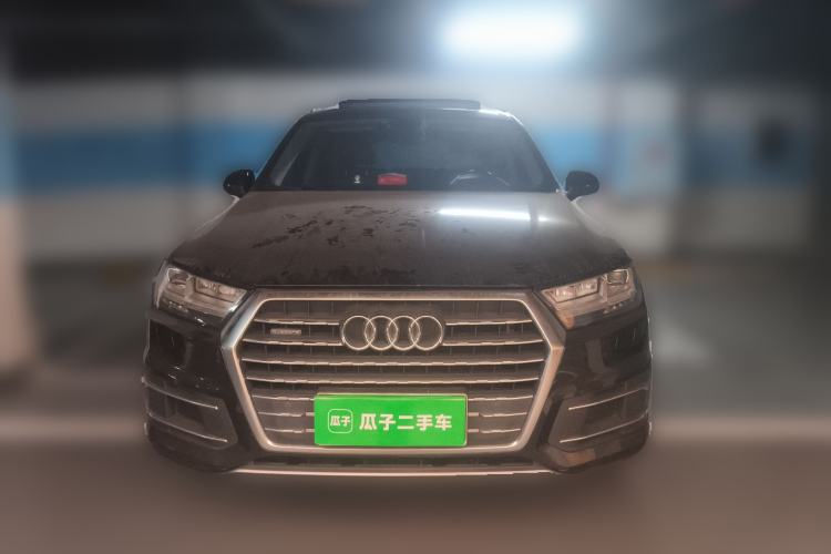 Used Audi Q7 2018 40 TFSI Comfort Model