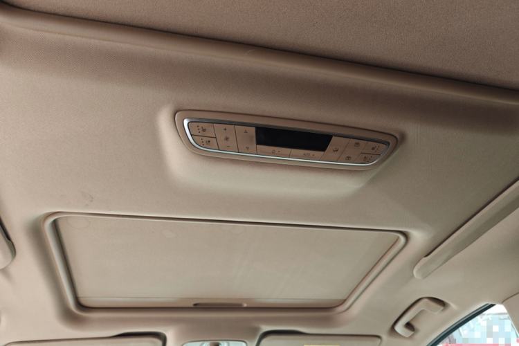 Used Buick GL8 2018 ES 28T Flagship Model China VI Standard