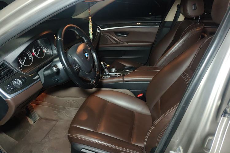 Used BMW 5 Series 2014 525Li Luxury Design Package
