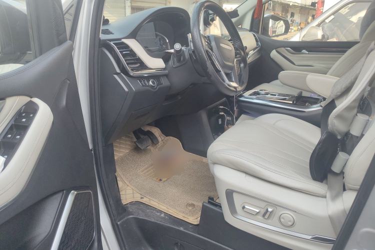 Used SAIC MAXUS G20 2021 PLUS 2.0T Gasoline Automatic Executive Edition