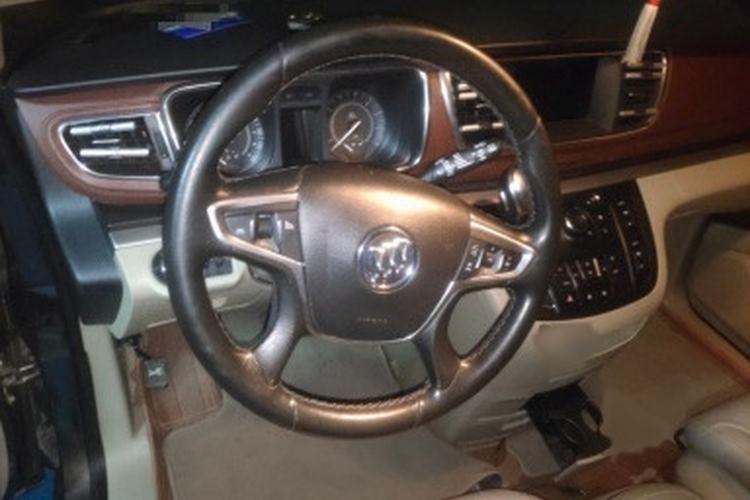 Used Buick GL8 2017 25S Luxury Version China V Standard
