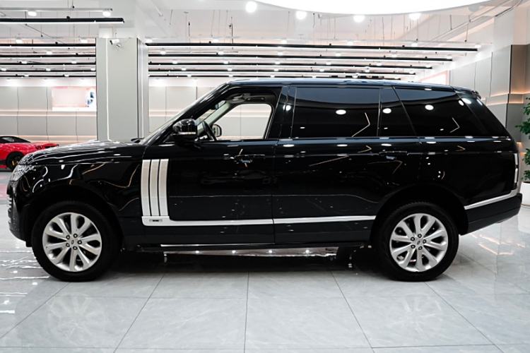 Used Land Rover Range Rover 2018 3.0 SC V6 Vogue Extended-Length Model