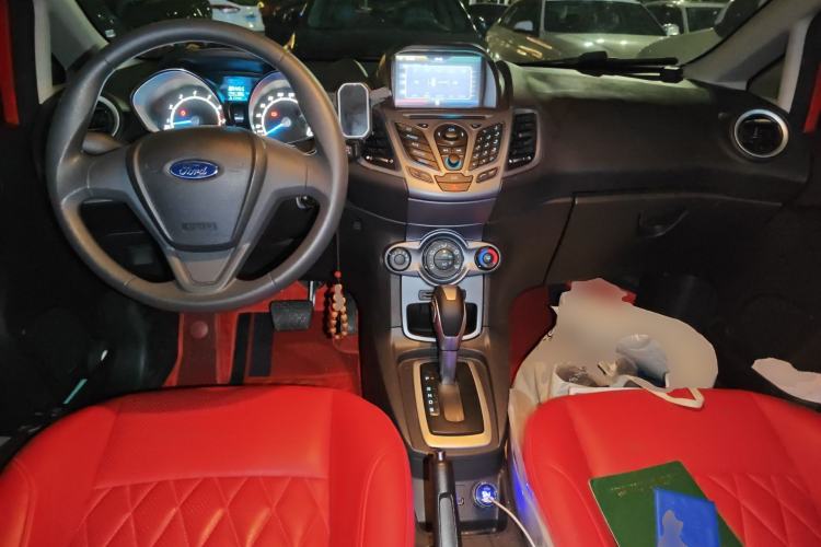 Used Ford Fiesta 2013 Hatchback 1.5L Automatic Prestige Model Center Console