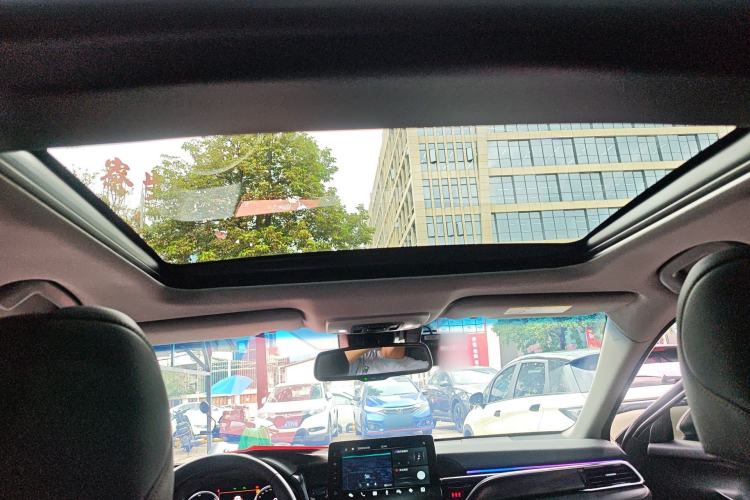 Used Toyota Camry 2023 Dual-Motor 2.5HG Luxury Edition Headliner