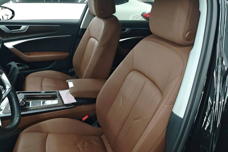 Used Audi A6 2021 allroad quattro Explorer 55 TFSI Prestige Off-Road Model
