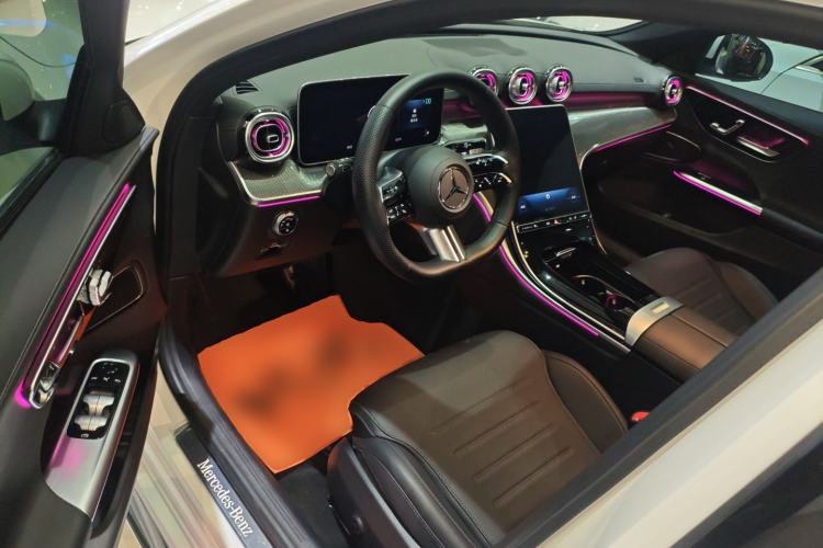 Used Mercedes-Benz C-Class 2024 Restyled C 260 L Sport Edition Driver Seat