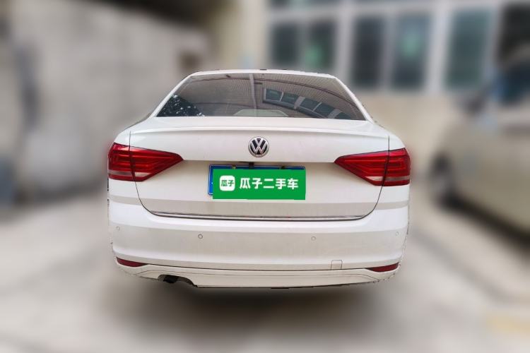 Used Volkswagen Lavida 2017 1.6L Automatic Comfort Edition
