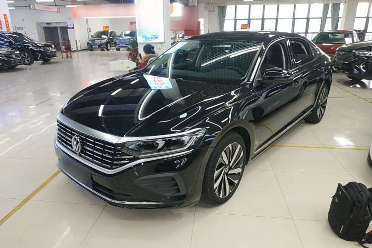 Used Volkswagen Passat 2024 380TSI Dragon Edition
