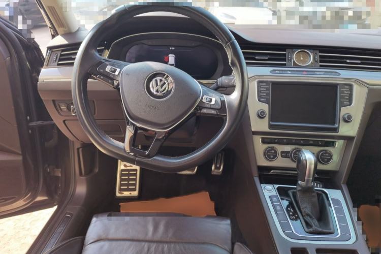 Used Volkswagen Variant 2016 380TSI Four-Wheel Drive Longitudinal Version