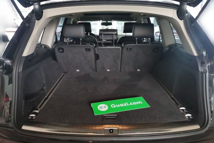 Used Audi Q7 2014 35 TFSI Ambition Edition Trunk