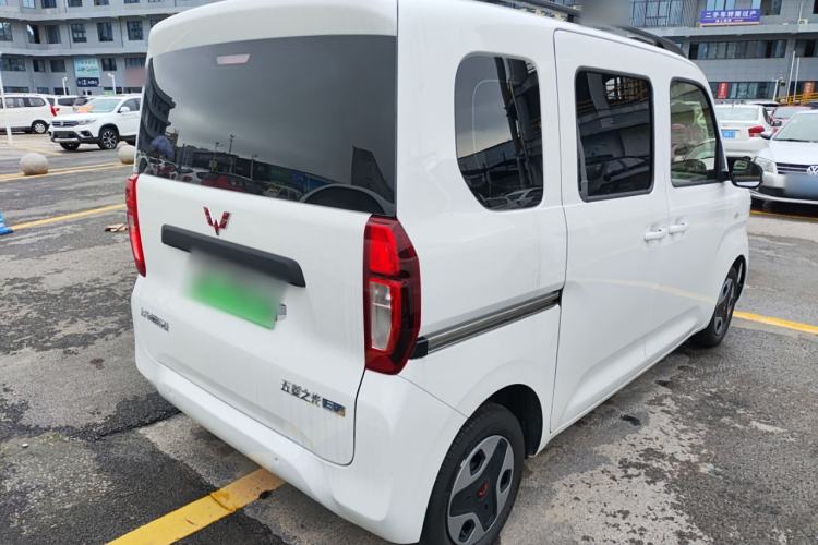 Used Wuling Zhiguang New Energy 2025 Model 305km Ambitious Edition