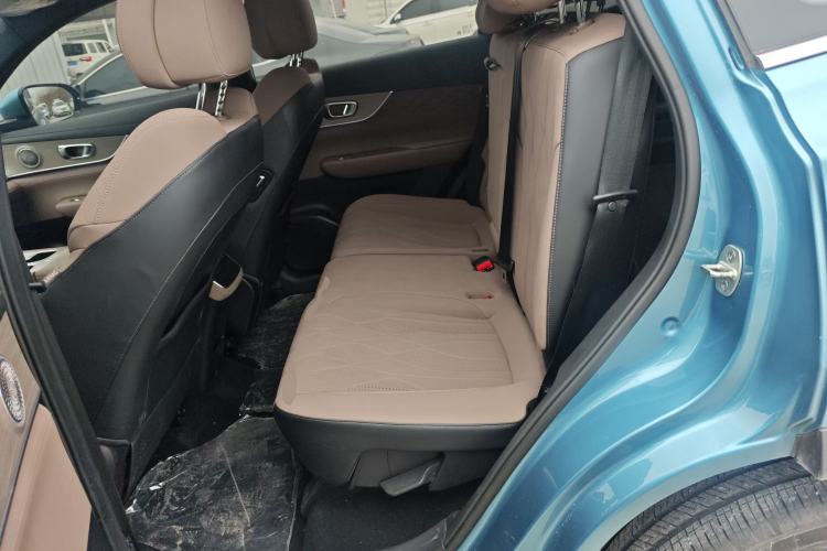 Used Chery Tiggo 8 PLUS C-DM 2025 1.5T 116 km Prestige Version 5 Seats
