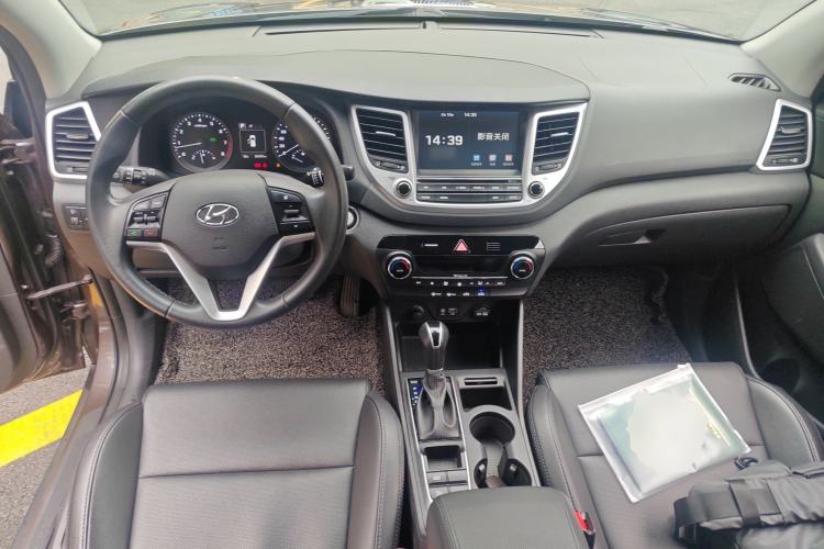 Used Hyundai Tucson 2015 1.6T Dual-Clutch Two-Wheel-Drive Smart Model
