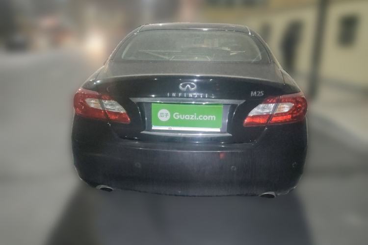 Used Infiniti M Series 2011 M25 Luxury Model Rear