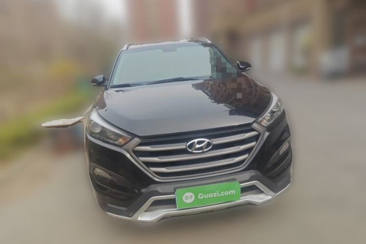 Used Hyundai Tucson 2015 2.0L Automatic Two-Wheel Drive Smart Version Front