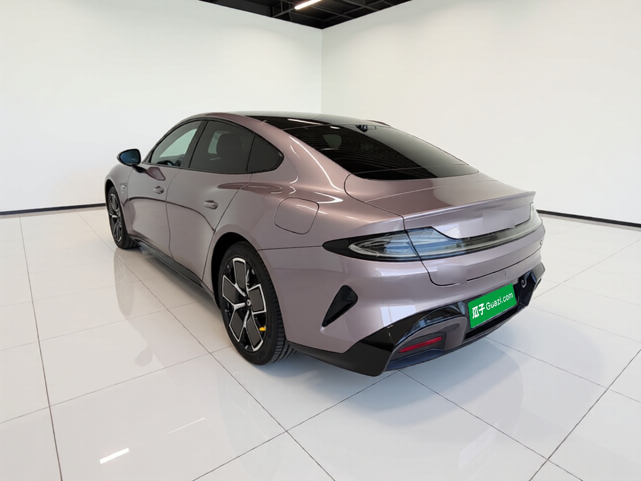 Xiaomi Auto SU7 2024 Rear-Drive Ultra-Long Range Advanced Pro-Level Intelligent Driving Version — снимка 4