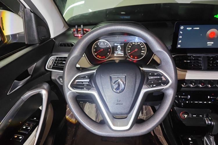 Used Baojun 530 2019 1.5T CVT Luxury Model China VI Emission Standard
