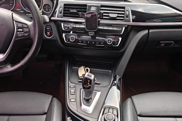 Used BMW 3 Series 2018 320Li Fashion Model
