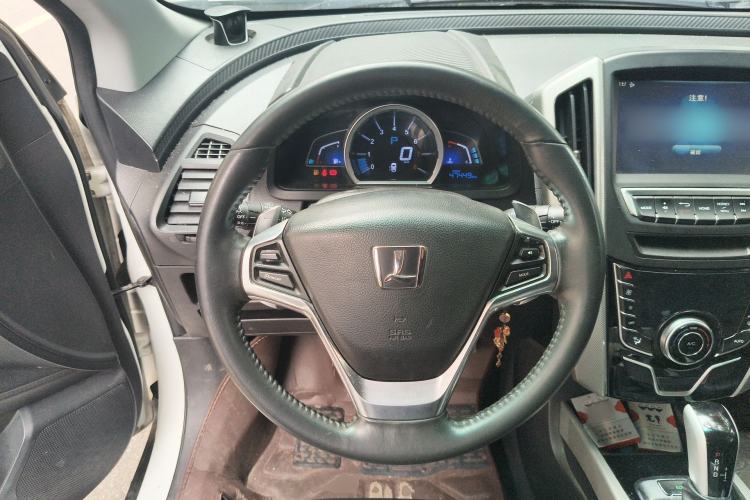 Used Luxgen U6 SUV 2017 1.8T Enhanced Charm Edition Steering Wheel