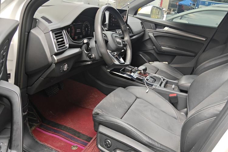 Used Audi Q5L Sportback 2022 40 TFSI Luxury Model
