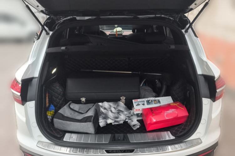 Used Geely Auto Coolray 2019 Sport Version 260T DCT Battle 48V Mild Hybrid China VI Standard
