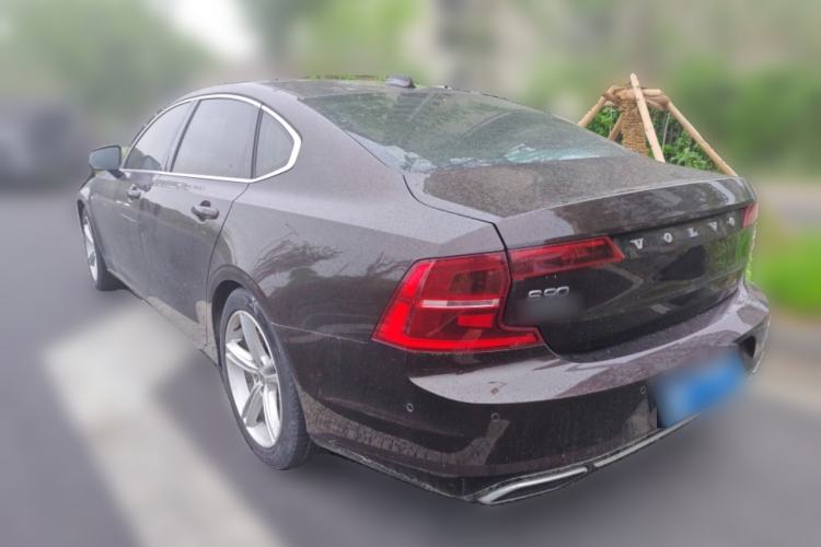 Used Volvo S90 2017 T4 Zhiyuan Edition Rear Left 45 Deg