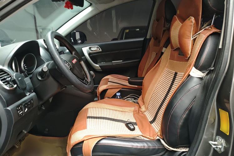 Used Haval H6 2013 Upgraded Model 1.5T Manual Two-Wheel Drive Elite Version