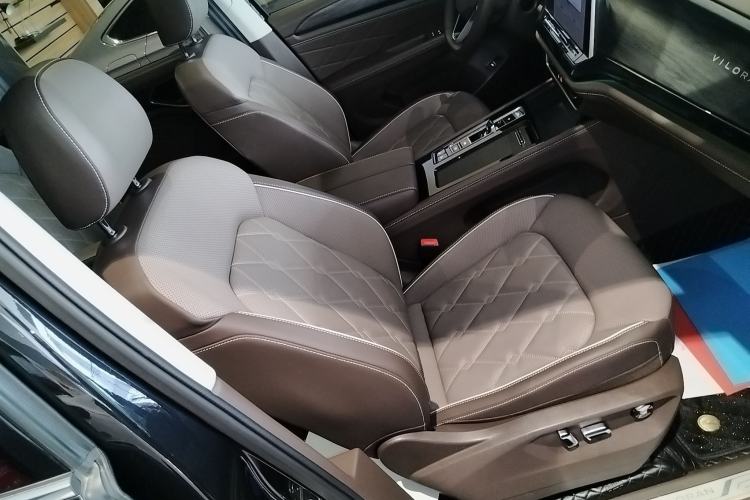 Used Volkswagen Viloran 2024 380TSI Premium Edition