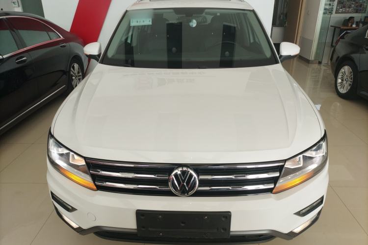 Used Volkswagen Tiguan L 2017 330TSI Automatic Two-Wheel Drive Luxury Edition
