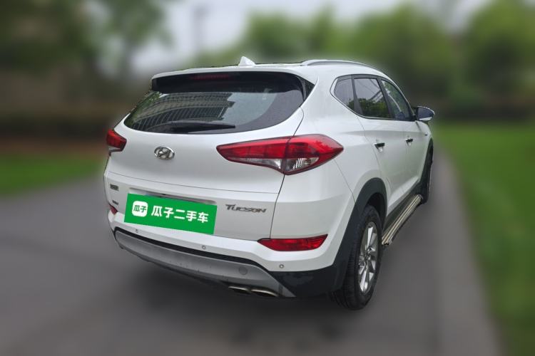 Used Hyundai Tucson 2015 1.6T Dual-Clutch Two-Wheel-Drive Smart Model Rear Right 45 Deg