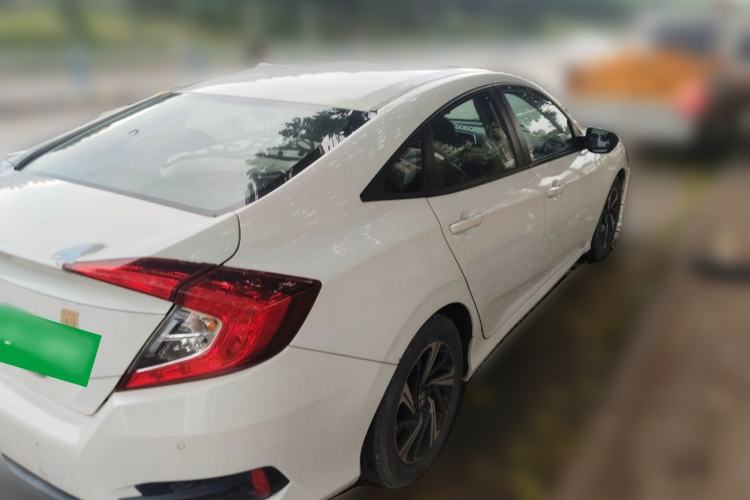 Used Honda Civic 2016 220TURBO Manual Luxury Edition
